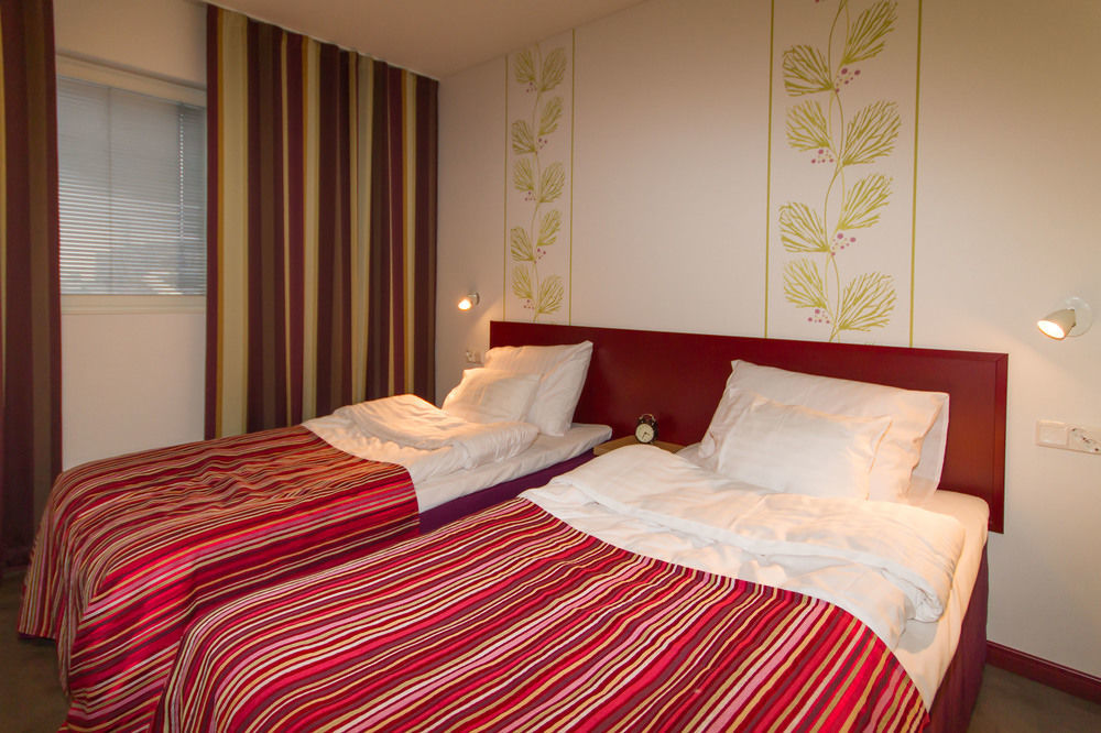 Hotel Salora Сало Екстер'єр фото